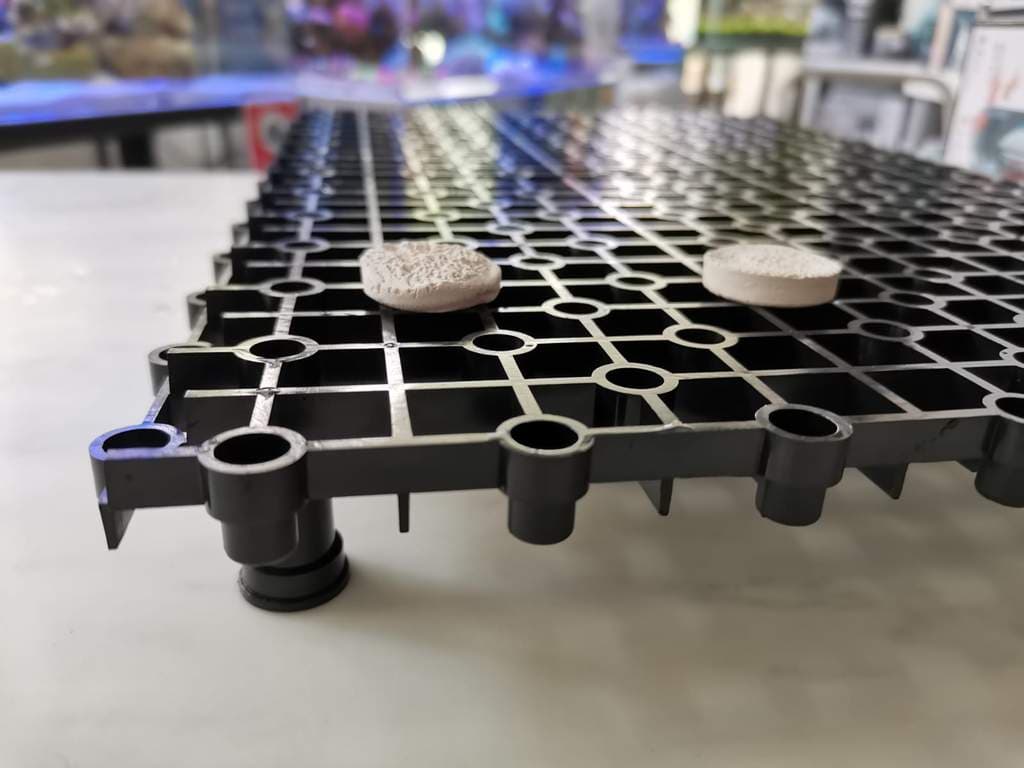 BLACK EGG CRATE_ 4 PIECE SET 26X20CM