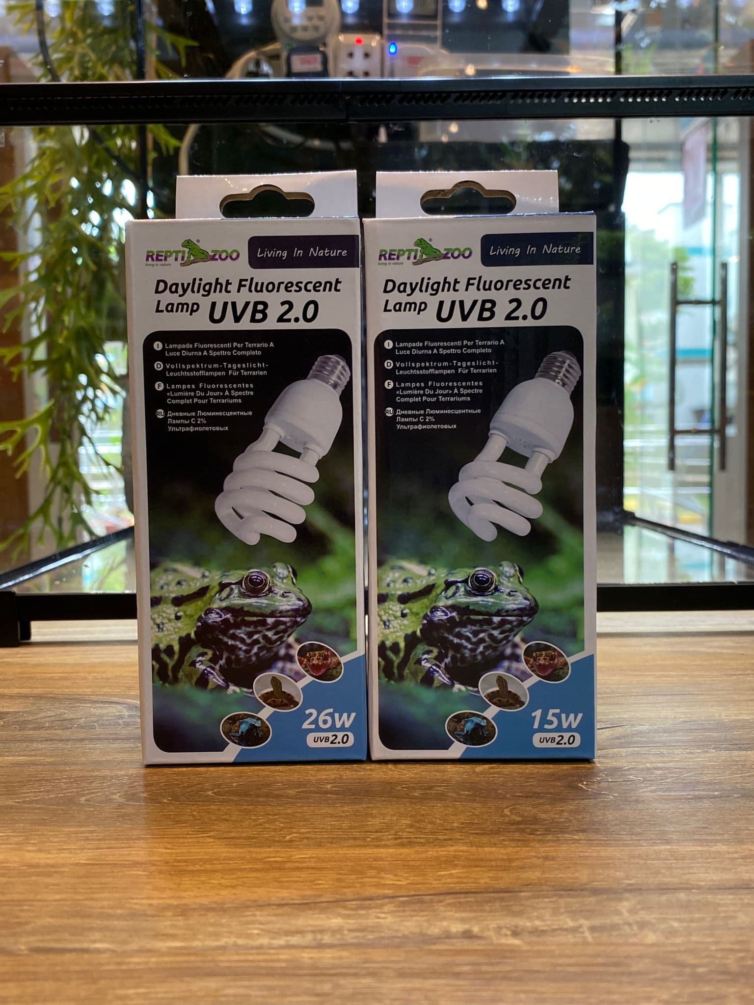 ReptiZoo Daylight Fluorescent Lamp UVB 2.0